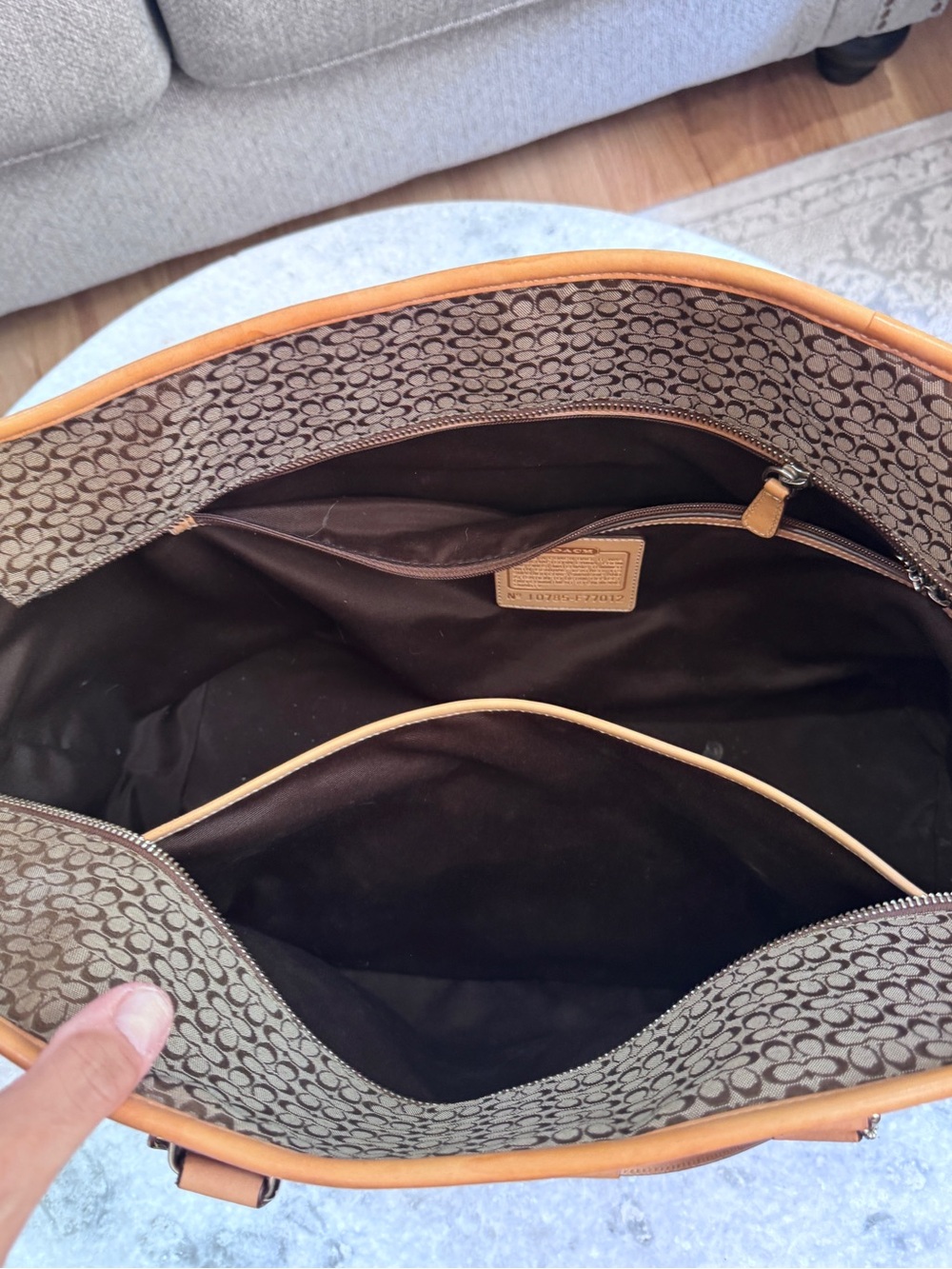 Coach Brown Signature weekend Tote with Tan Trim and Leather Straps - Picture 5 of 7